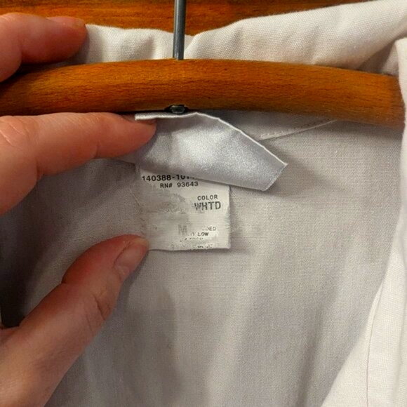 White Nurse Professional Lab Coat By Vital Signs Size Medium - Picture 4 of 7